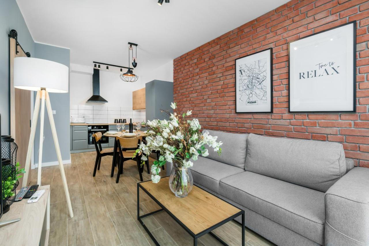 Premium Apartments Poznan Airport By Noclegi Renters Buitenkant foto