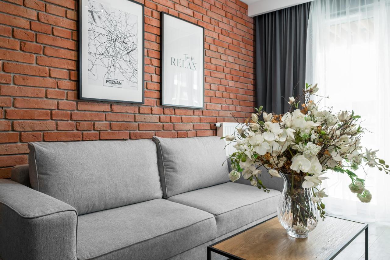 Premium Apartments Poznan Airport By Noclegi Renters Buitenkant foto
