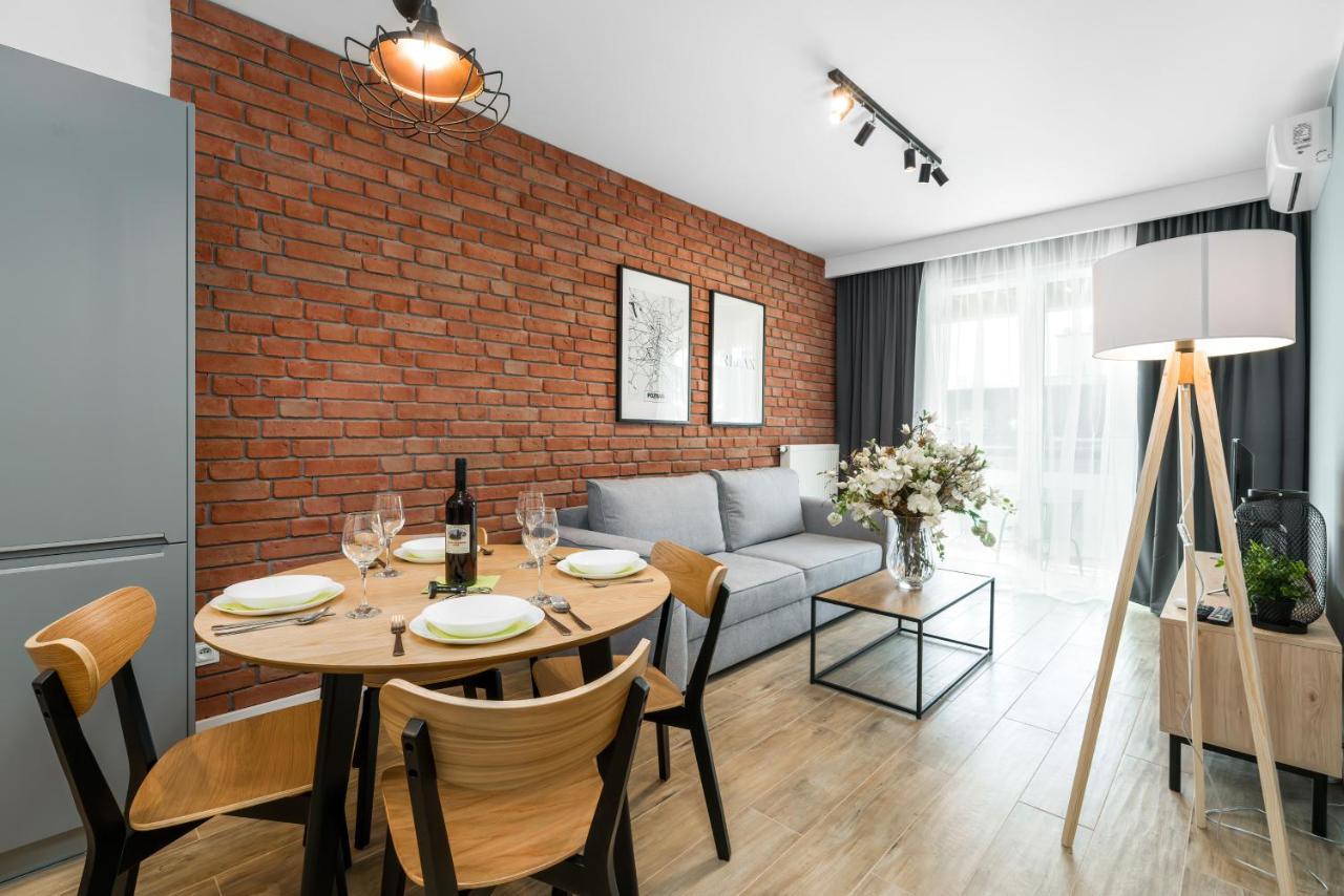 Premium Apartments Poznan Airport By Noclegi Renters Buitenkant foto