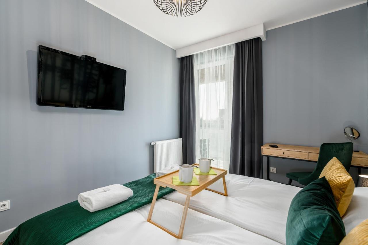 Premium Apartments Poznan Airport By Noclegi Renters Buitenkant foto