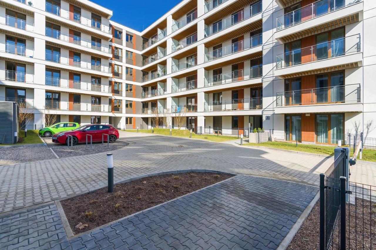 Premium Apartments Poznan Airport By Noclegi Renters Buitenkant foto