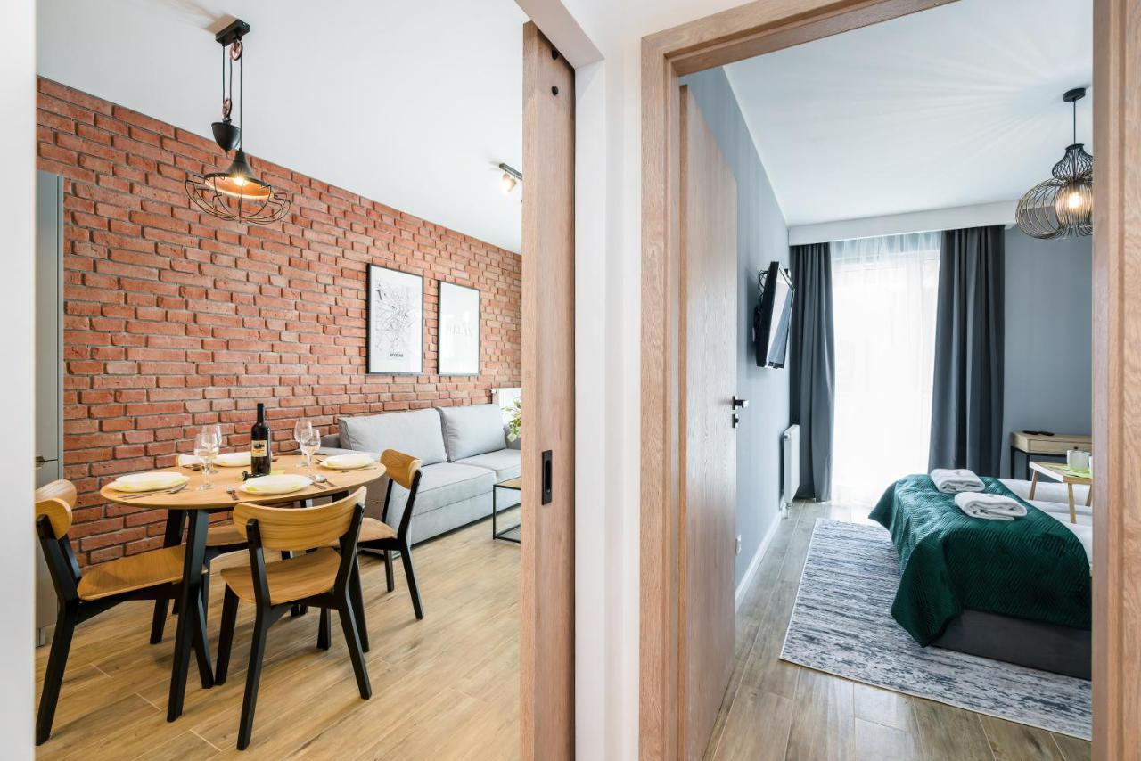 Premium Apartments Poznan Airport By Noclegi Renters Buitenkant foto