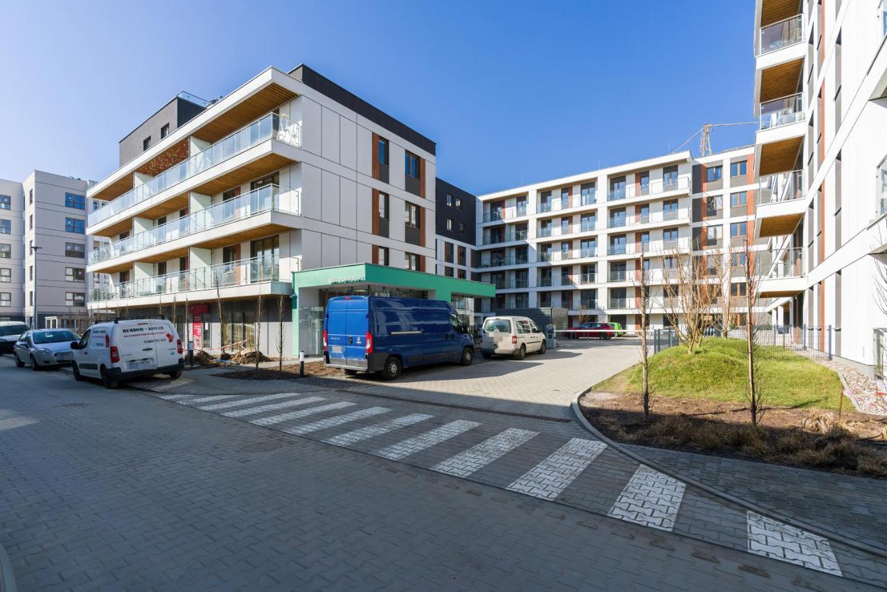 Premium Apartments Poznan Airport By Noclegi Renters Buitenkant foto