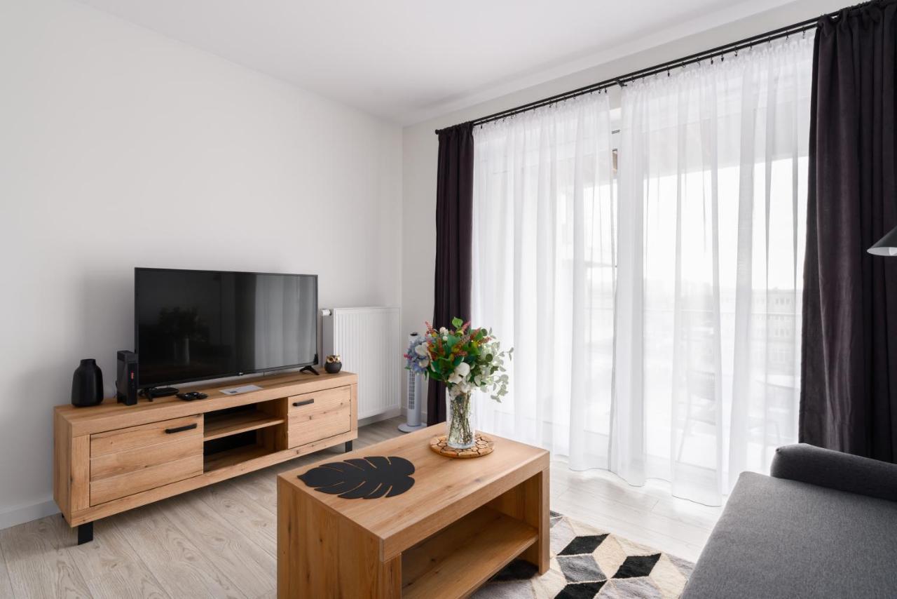 Premium Apartments Poznan Airport By Noclegi Renters Buitenkant foto