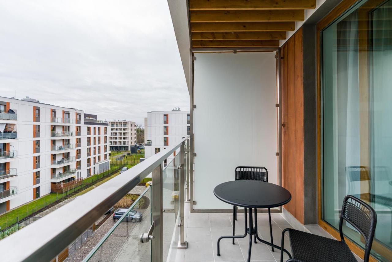 Premium Apartments Poznan Airport By Noclegi Renters Buitenkant foto